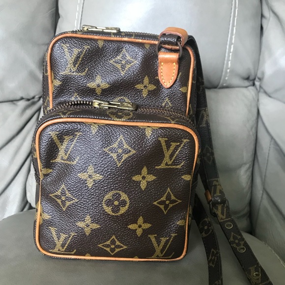 Louis Vuitton Handbags - 🌺Auth Louis Vuitton 🌺